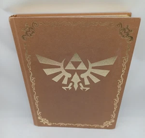 The Legend Of Zelda Twilight Princess Collector's Edition Strategy Guide w/Map - Picture 1 of 8
