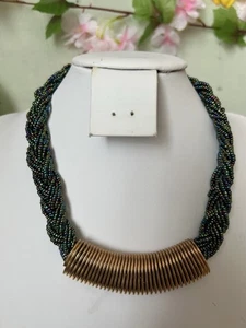 Stunning Seed Bead Costume Jewellery Necklace With Gold Tone Spiral Design - Picture 1 of 3