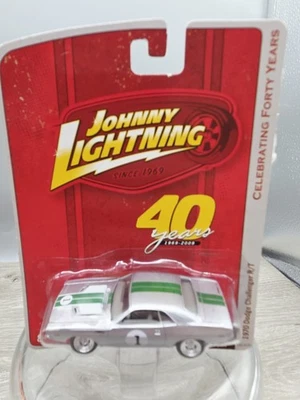 Dodge Challenger R/T R1 2009 Johnny Lightning celebrando 40 años 1970 Foto 1 de 4