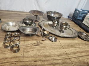 Large Lot Of Vintage Silver Silver Plate Items Bowls Platter Napkin Rings Onieda - Picture 1 of 14