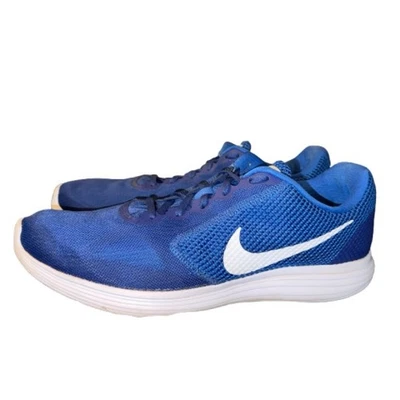Nike Revolution 3 leichte royalblaue Colorway sportliche Laufschuhe Größe 12 - Bild 1 von 4