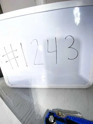 84-88 BMW E28 528e 535i 524td M5 Tira de sellado del capó delantero 51231889011 NUEVO Foto 1 de 4