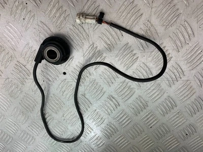 TRIUMPH 955i DAYTONA SPEEDO DRIVE (DAMAGED) YEAR 2002-2006 (CMB1229) - Image 1 of 4