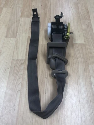 01-04 Toyota Tacoma желтовато-коричневый/дубовый передний левый ремень безопасности водителя ремень безопасности XTRA CAB - Изображение 1 из 4