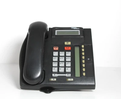 Lote de 5 teléfonos de oficina Nortel T7208 NT8B26 - negros - IP con teléfonos y soportes Foto 1 de 4