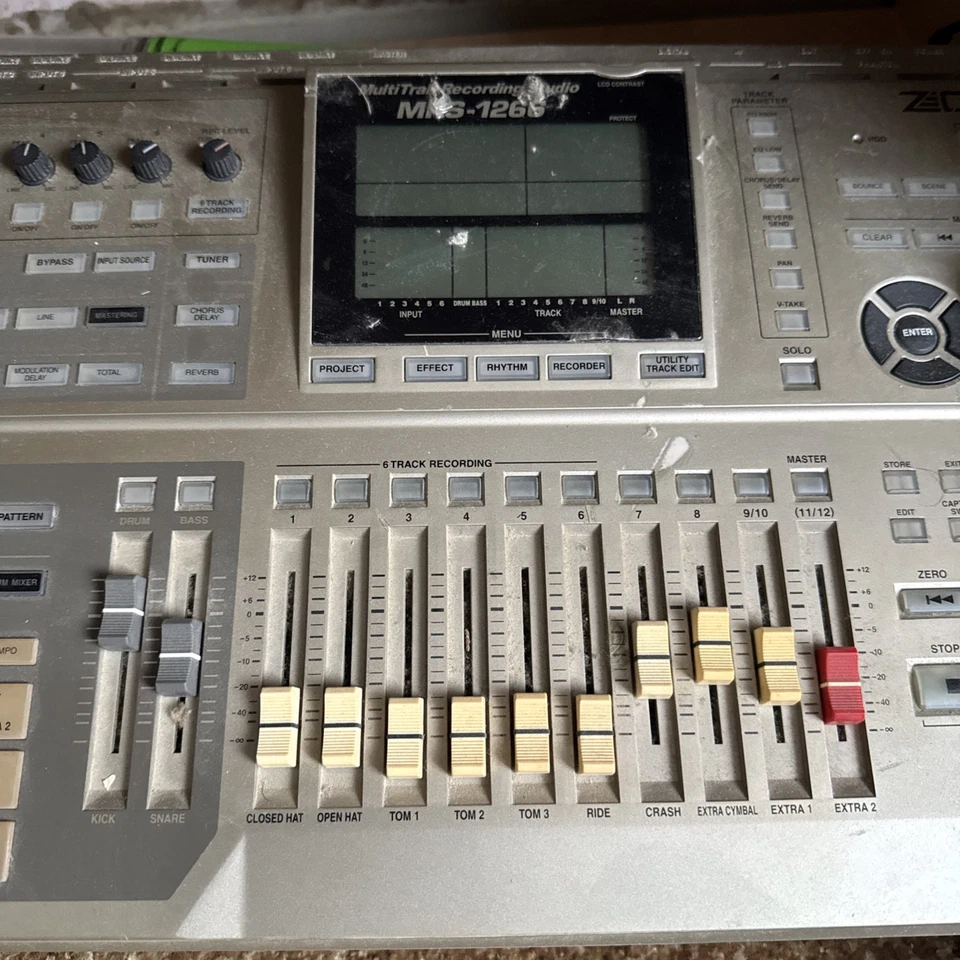 Zoom MRS-1266 Digital Multitrack Recorder With Hard Drive & Built in Drumkit - Image 1 of 1