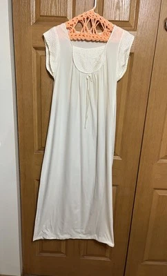 Camisón sin mangas Gilligan & O’Malley de colección para mujer S/M. Semi transparente largo Foto 1 de 4