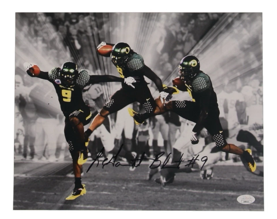 LeGarrette Blount Signed Oregon Ducks 11x14 Photo (JSA) - Image 1 of 1