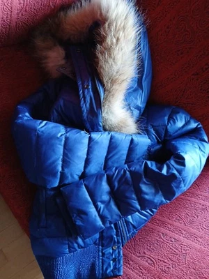 Mango Damen Daunenjacke mit Echtfell.Dunkel blau. Sehr guter Zustand - Bild 1 von 4