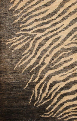 Artisan Luxury Hand-Knotted Wool Rugs for Bedroom Flooring 5x7 ft - Image 1 of 4