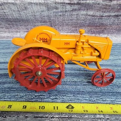 De colección 1/16 Speccast Minneapolis Moline con tractor diecast frontal 1 de 2500 amarillo  Foto 1 de 4