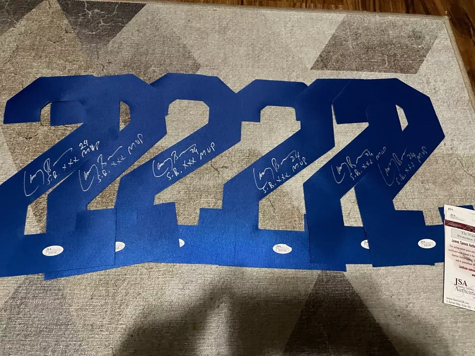 Lote de 6 camisetas firmadas de Larry Brown Dallas Cowboys #'s, JSA con ins de Jugador Más Valioso del Super Bowl Foto 1 de 1