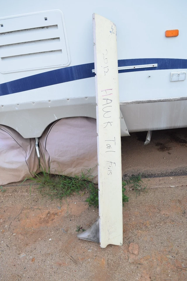 1956 Studebaker Golden Hawk Fender Fin Overlay Cap Fiberglass Left — 第 1/4 张图片