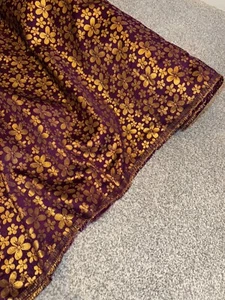 1 Meter Plum/Gold Floral Design Metallic Brocade Fabric 50” Wide - Picture 1 of 7