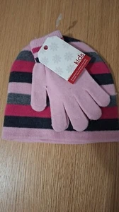 Kids Beanie and Gloves size 4-6x girls - Picture 1 of 2