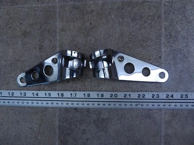 Suzuki GS750 S455-3 1980) Juego de soportes de faros horquilla delantera cromada Foto 1 de 4