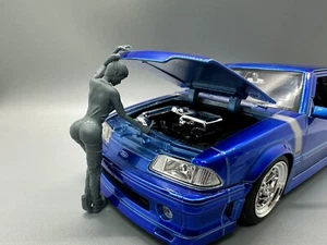 1/24 Scale Sexy Mechanic Girl Resin Figure Unpainted - Picture 1 of 7