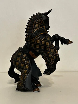 Medieval Horse Black & Gold - Papo - Imagen 1 de 4