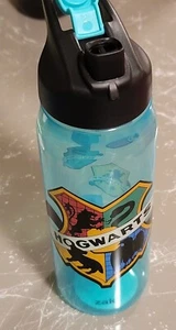 HARRY POTTER Zak Designs 20 oz Water Bottle W/ Snap Lid & Carry Handle - Picture 1 of 3