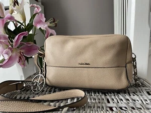 Lovely Calvin Klein Real Leather Chain Crossbody Bag , Handbag - Picture 1 of 13