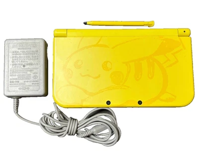 Consola Nintendo 3DS LL Pikachu Edición Amarilla Japón Exclusiva Probada Sin Caja Foto 1 de 4