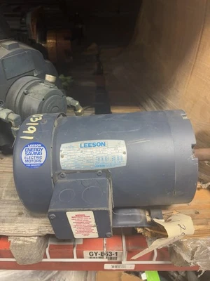 NEW NO BOX Leeson 120087.00 AC Motor 1Hp 208-230/460 V 1200 Rpm C145T11FB2C - Image 1 of 4