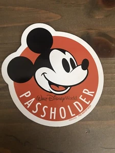 Walt Disney World WDW Mickey Mouse Annual Passholder Magnet - Picture 1 of 1