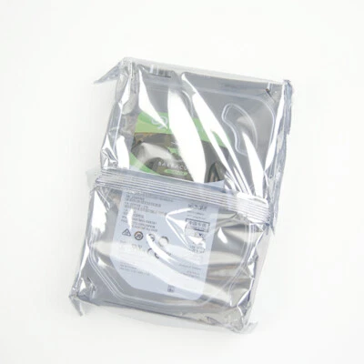 Seagate BarraCuda 3 TB Internal 3.5" Hard Drive ST3000DM008 7200RPM SATA 6Gb 64M - Image 1 of 4