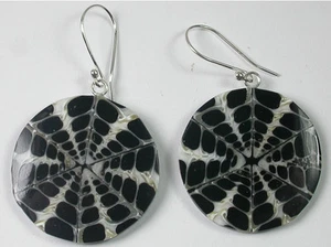 STERLING SILVER Black & White Shell Earrings - Picture 1 of 1