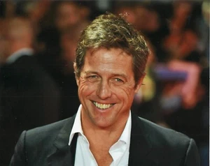 Hugh Grant Hochglanz Farbfoto 8 x 10 - Bild 1 von 1