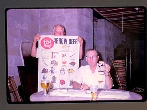 CERVEZA FLECHA FOTO DIAPOSITIVA 1965 Póster Beber Baltimore Cervecería ANTIGUA - Imagen 1 de 8