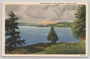 Lake Bomoseen in den grünen Bergen Vermont Landschaft VT 1949 Postkarte - Bild 1 von 2