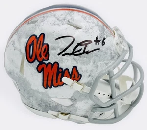 MINICASCO AUTÓGRAFO FIRMADO POR TRINIDAD CHAMBLISS OLE MISS REBELS REALTREE BAS J05 - Imagen 1 de 2