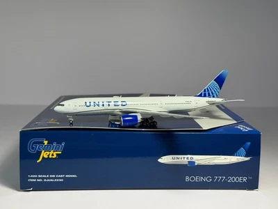 Gemini Jets 1:400 United Airlines Boeing 777-200ER N798UA Evo Blue GJUAL2230 - Image 1 of 2