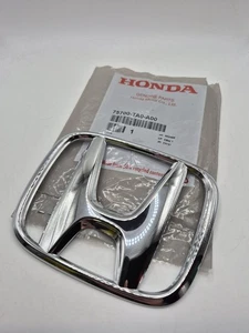 Honda Civic Mk10 2015- Genuine Front Badge Emblem 75700TA0A00 New OEM Part - Picture 1 of 10