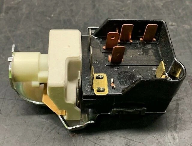 * 84-96 Interruptor de faros Cadillac Brougham, Deville, Fleetwood 1995253 - Nuevo OEM Foto 1 de 4