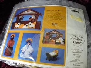AWAY IN A MANGER 2606 3D Nativity Scene The Creative Circle Needlepoint 1984 NEW - Picture 1 of 8