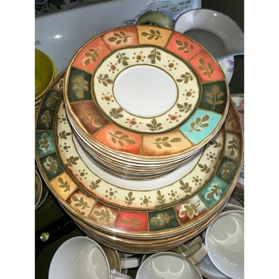 JUEGO DE PLATOS, TAZAS, 24 PIEZAS PORCELANA SASAKI BEAUX BY PAULA ZANGER VINTAGE AÑOS 90 Foto 1 de 4