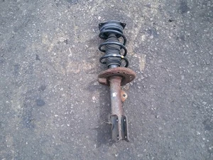NISSAN JUKE TEKNA STRUT/SHOCK/LEG (FRONT PASSENGER/LEFT SIDE) 2010-2019 - Picture 1 of 10
