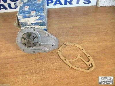 Bomba de agua Renault R12 R15 NO USA nueva 1.3 litros 7701.502.962 1969-1980 Foto 1 de 4