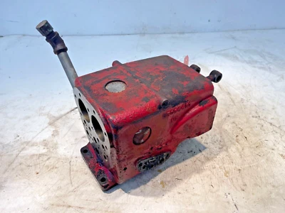 1947 Farmall A Tractor Lift Box Assembly 350644R1 - Image 1 of 4
