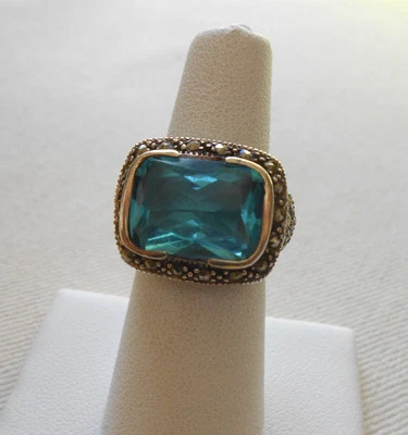 Anillo de piedra azul marcasita ligeramente oxidada de plata de ley ornamentado 464142 Foto 1 de 4