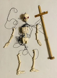 Pelham Puppets SKELETT Marionette - zum Reparieren/Saitenreparatur -wie abgebildet- - Bild 1 von 12