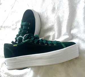 Keds Shoes Dark Green Velvet Womens Triple-Up Velvet Fashion Sneakers Sz 10 NEW - Picture 1 of 7