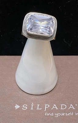 Silpada Sterling Silver Hammered  Rectangle Cubic Zirconia Ring R1860 SZ 7.5 - Image 1 of 4