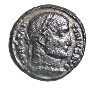 Ancient Bronze Coin Roman Empire 27 BC-476 AD. Camp Gate Two Turrets Star - Picture 1 of 2