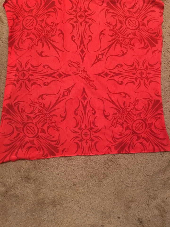 Novo com etiquetas Harley-Davidson unissex design tribal bandana vermelha 24"" x 24"" BA18807 - Imagem 1 de 4