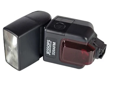Tilt Swivel Bounce Zoom AF Auto TTL Flash GN32m for many Minolta Dynax Film SLRs - Image 1 of 4