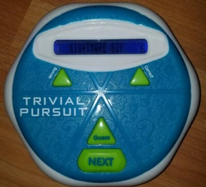 Trivial Pursuit Hints Classic Game Hasbro Electronic Party Family Adults Kids! - Picture 1 of 4