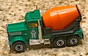 Camión de cemento Peterbilt 1981 vintage Matchbox #19 raro todos los tampones blancos variación - Imagen 1 de 5
